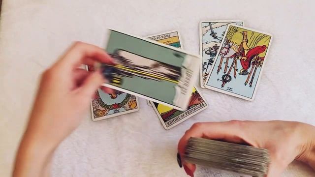 Pact. Перспектива на 12 месяцев смотреть онлайн