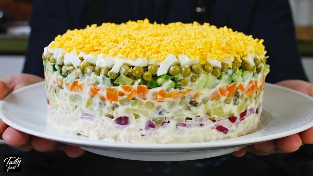 Салат "Оливье" Вкусный Домашний Рецепт! смотреть онлайн