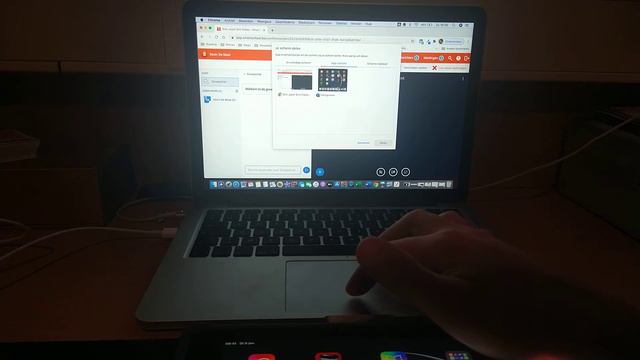 Afstandsleren: iPad-scherm projecteren via QuickTime Player смотреть онлайн