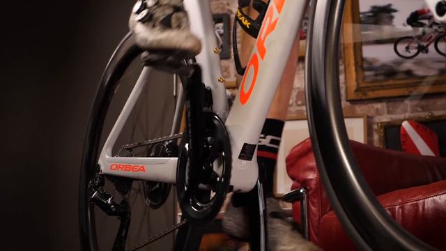 Elite Nero Rollers Detailed & Demoed | New Smart Indoor Training Tech смотреть онлайн