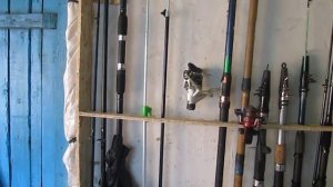 Полка для хранения удочек