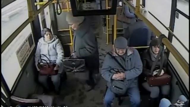 Красноярцы стали чаще инсценировать падение в автобусах смотреть онлайн