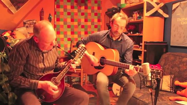 The Musical Priest. Irish Reel on Mandolin and Guitar смотреть онлайн