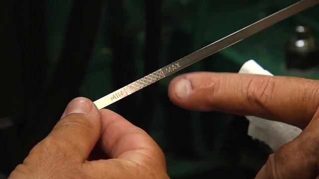 Checking Oil on the Volvo-Penta D6 смотреть онлайн