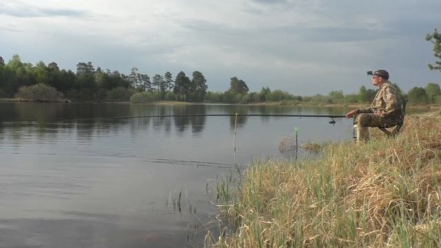 ОТЛИЧНЫЙ УТРЕННИЙ КЛЕВ НА УДОЧКУ смотреть онлайн