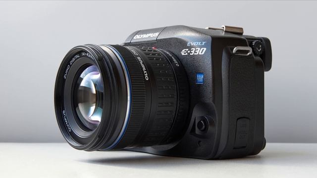 Olympus E-330. Первая камера с нормальным Liveview. Bad Old Camera смотреть онлайн