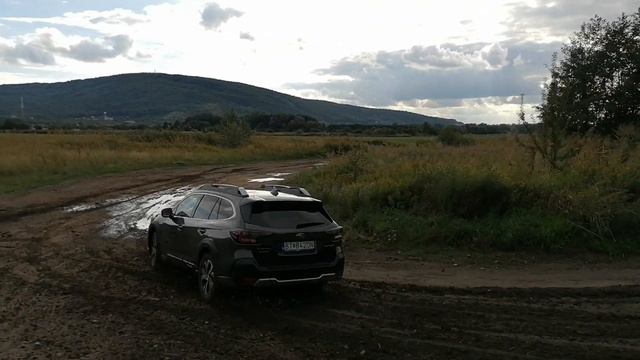 Test Subaru Outback 2.5i смотреть онлайн