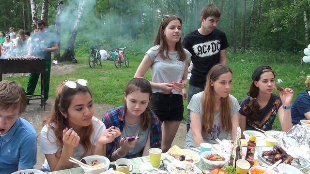 Выпускной на природе смотреть онлайн