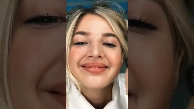 АНЯ ПОКРОВ ДЕЛАЕТ СЕБЕ МАКИЯЖ ? смотреть онлайн