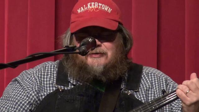 Riley Baugus - Undone in Sorrow - Midwest Banjo Camp 2014 смотреть онлайн