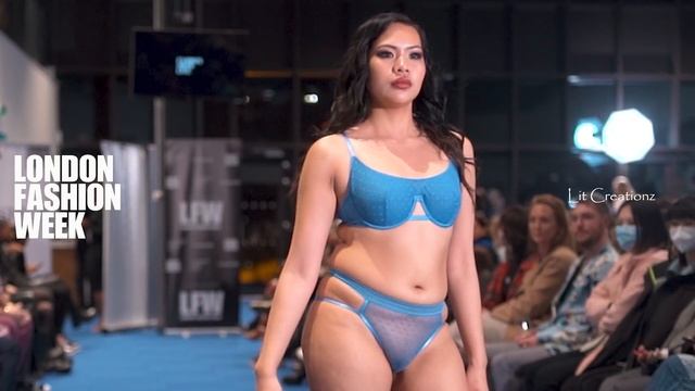 London Fashion Week By Fashion Show Live Designer Megans Choix Model 21