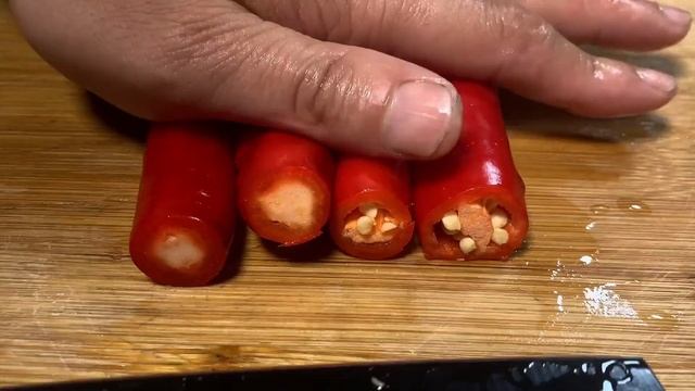 Pork small intestine recipe, crispy and satisfying, the soup and bibimbap are delicious смотреть онлайн