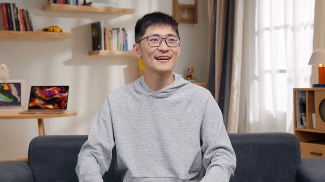 拳打M1？M2芯片到底如何？M2 MacBook Pro上手 смотреть онлайн