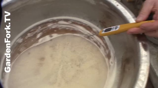 Simple Maple Syrup Evaporator Using A Propane Burner - GardenFork смотреть онлайн