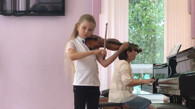 Новогоднее поздравление для жителей железнодорожного района ТОС привокзальный. ДМШ N2 смотреть онлайн
