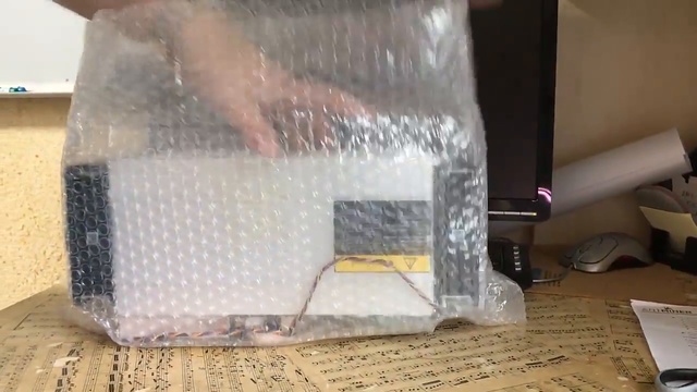 Первая распаковка Асика AntMiner s9 14Th в офисе смотреть онлайн