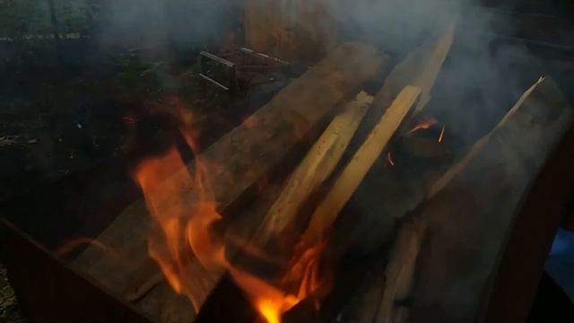 ЗАКРЫТИЕ ДАЧНОГО СЕЗОНА - впервые пересаживаю комнатные растения/сажаю чеснок смотреть онлайн