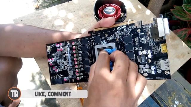 GPU thermal paste replacement / AMD Radeon R9 290X смотреть онлайн