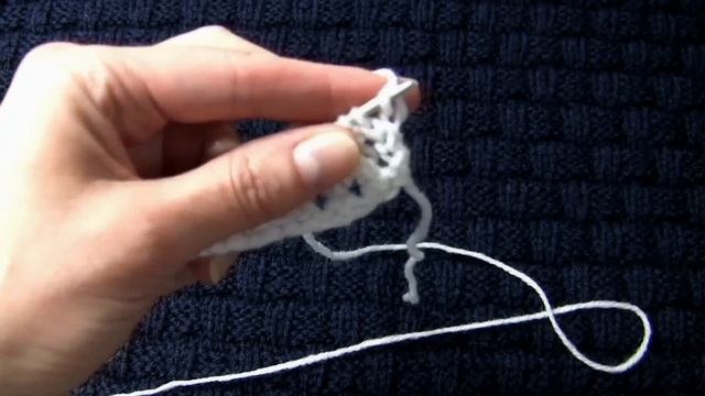 Как связать ажурный шарф спицами. ПРОСТОЙ ажурный узор спицами. Вязание спицами: ажурные шарфы смотреть онлайн