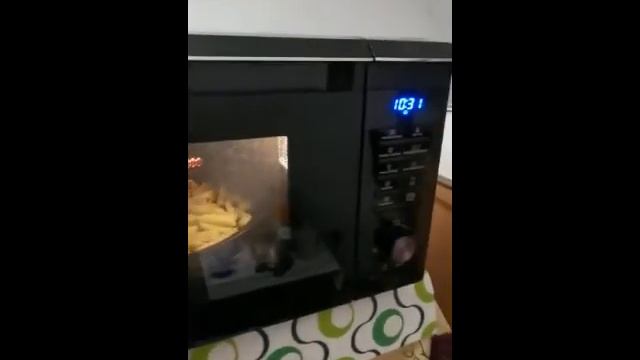 Samsung MC28M6055CK Mikrowelle- Defekt смотреть онлайн