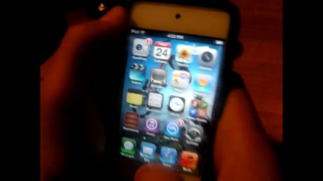 White iPod Touch ios 5 - Hands on Review смотреть онлайн