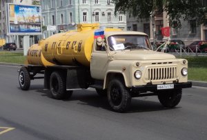 Парад ретро-автомобилей в Петербурге (2023 год)
