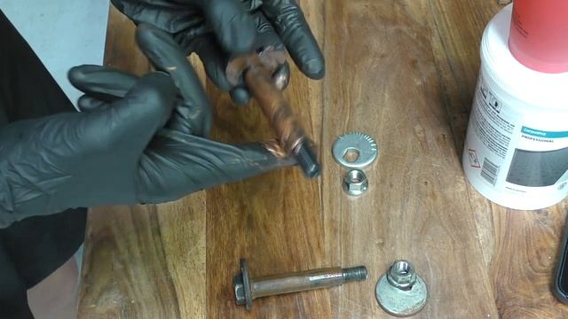 Camber bolt replacement - Can it cause a turning / braking clunk? смотреть онлайн