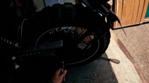 Как натянуть цепь на мотоцикле  Geon scrambler 250     ЗА 5 МИНУТ!