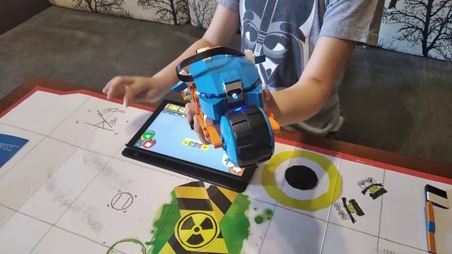 Мотоцикл на LEGO Boost (+ 3 программы) смотреть онлайн