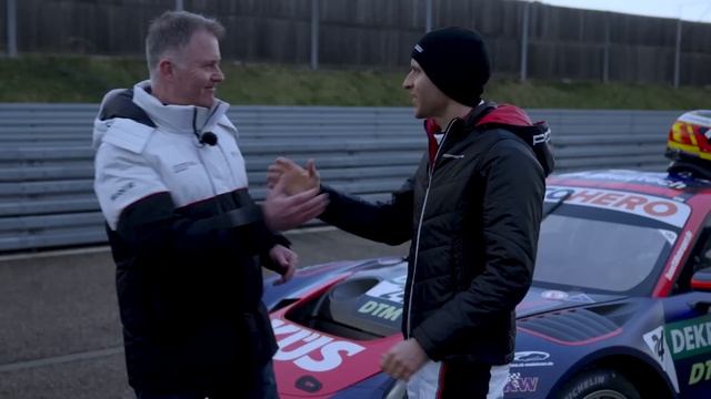 Restoring the 911 GT3 R: back to the track смотреть онлайн