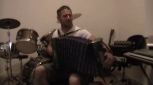 Черные глаза на гармошке