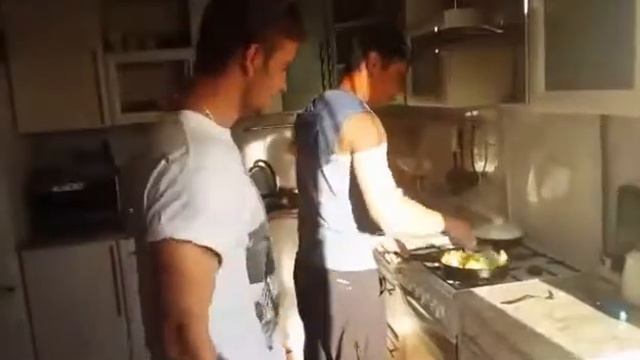 Жизнь в Апарт-Сити в гостевых домах смотреть онлайн
