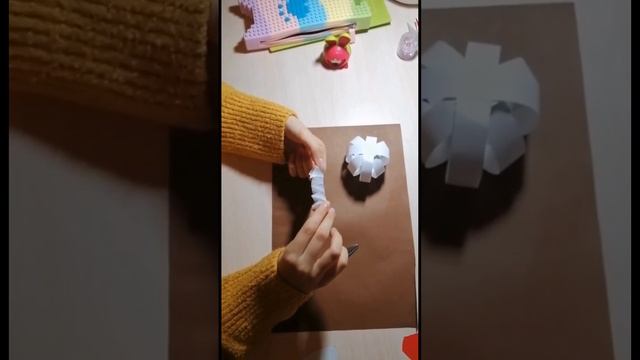 Поделка из бумаги "Забавная игрушка". Подготовил воспитатель Белоцерковская З. А. смотреть онлайн