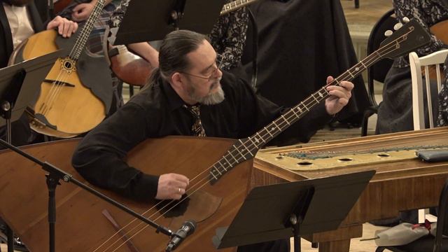 А. ПИОТТУХ "Монсеррат", солист - Алексей Пиоттух (балалайка-контрабас) смотреть онлайн