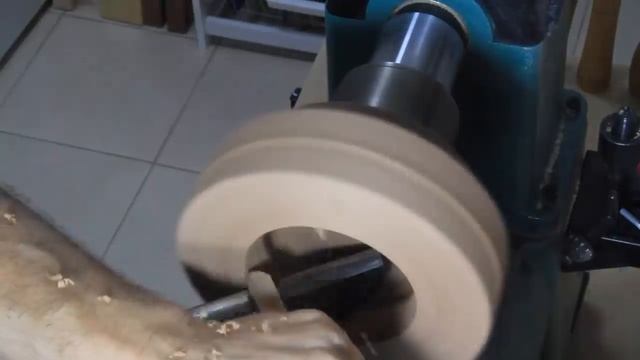 Ваза для цветов из сапели и клена смотреть онлайн