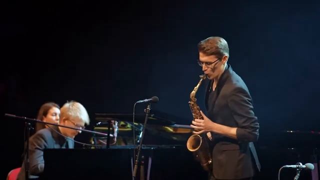 Roberto Molinelli: Tango Club, Andrej Omejc- saxophone, Blaž Pavlakovič- piano смотреть онлайн