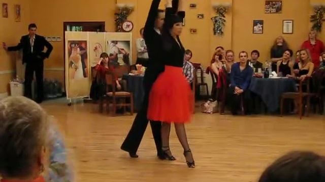 Показательные выступления в Латинском квартале смотреть онлайн