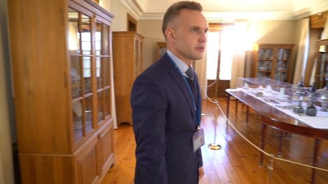 Банный корпус дворца Монплезир 2 часть смотреть онлайн