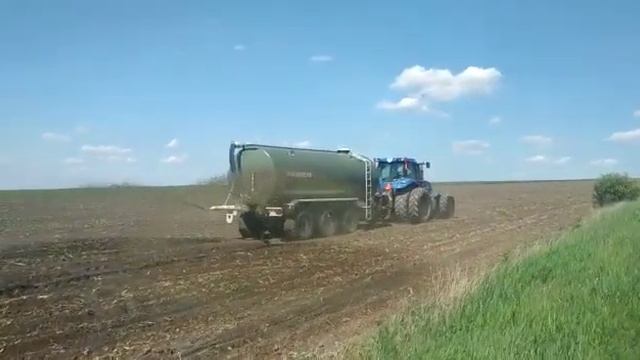 Вакуумная цистерна ВНЦ-30 для воды и жидких органических удобрений. Внесение жидкого навоза. смотреть онлайн