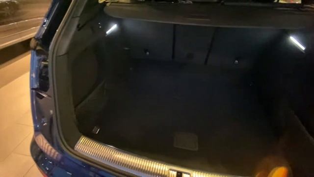 2020 Audi Q5 SUV - HP 204 - Navarra Blue смотреть онлайн