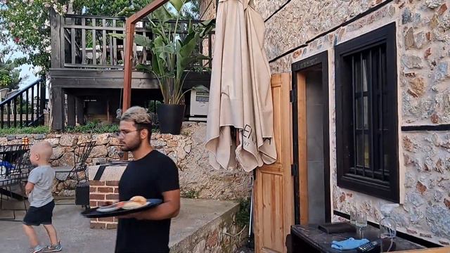 Alanya kaleiçində "GARDENİA" restoranından gözəl mənzərə.+90551 174 67 36 wats up смотреть онлайн