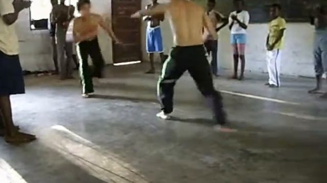 Dark Capoeira (Mazedude) смотреть онлайн