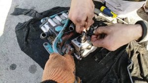 Реставрация мтз 80. Замена ремкомплекта на гидрораспределитель.