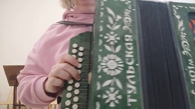 Урок на гармони для начинающих, номер 1, соединяем двумя руками, упражнение. смотреть онлайн