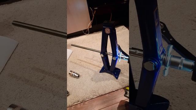 Домкрат Kraft под головку. смотреть онлайн