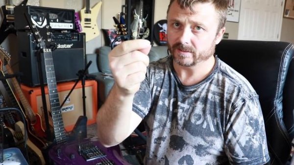 Ну, купил гитару, а дальше что?!