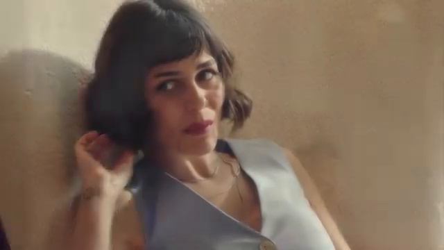 Tráiler 2 del episodio 14 de Mi nombre es Farah ( Final de la temporada ) - Adım Farah 14. Bölüm 2 смотреть онлайн