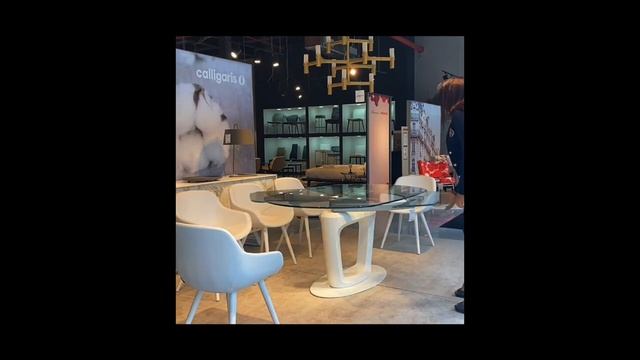 A GORGEOUS COMBINATION OF CONTEMPORARY DESIGN AND TECHNOLOGY. смотреть онлайн