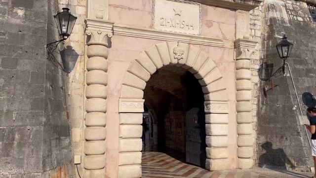 Черногория. Пляжи, еда, места смотреть онлайн