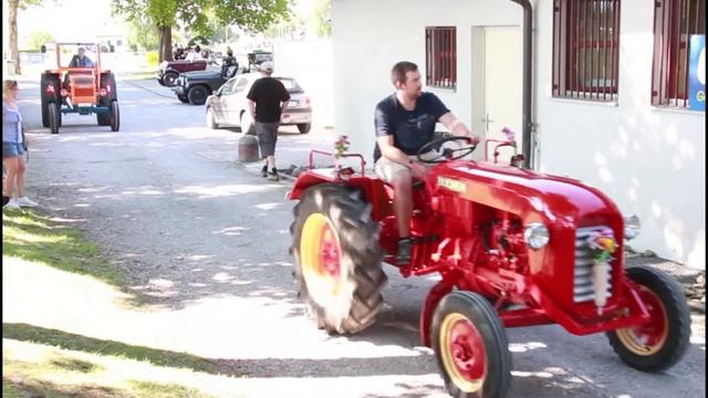 Traktor's exhibition oldtimer, выставка старинных тракторов смотреть онлайн